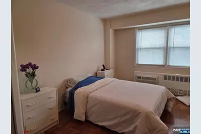 415 Clairmont 4A #4A, Montclair, NJ 07042 - Photo 17