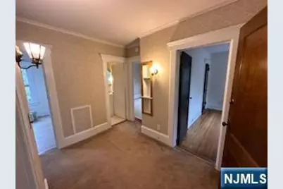 54 Washington Place 2nd Flr #2nd flr, Ridgewood, NJ 07450 - Photo 5