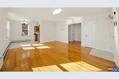 280 Undercliff Avenue, Edgewater, NJ 07020 - Photo 11