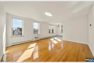 280 Undercliff Avenue, Edgewater, NJ 07020 - Photo 5