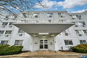 333 Grand Ave 1I, Palisades Park, NJ 07650 - Photo 1