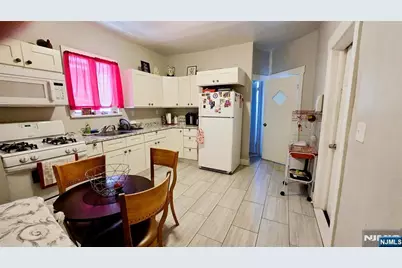 190 Columbia Avenue, Passaic, NJ 07055 - Photo 3