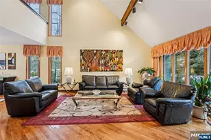 707 Horseshoe Trail, Franklin Lakes, NJ 07417 - Photo 5