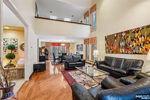 707 Horseshoe Trail, Franklin Lakes, NJ 07417 - Photo 9