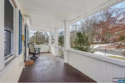 392 Lehigh Street, Wyckoff Township, NJ 07481 - Photo 3