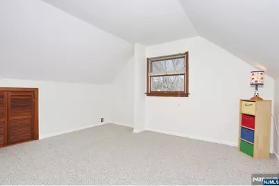 401 Pleasant Avenue, New Milford, NJ 07646 - Photo 21