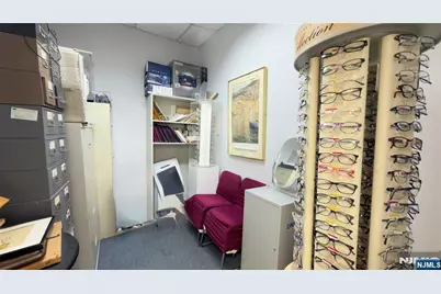 6110 Bergenline Avenue, West New York, NJ 07093 - Photo 5