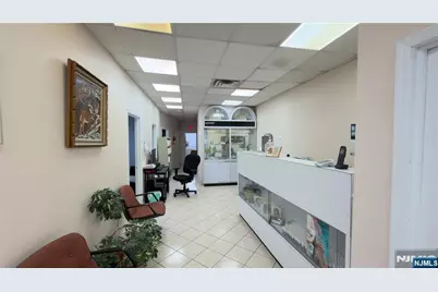 6110 Bergenline Avenue, West New York, NJ 07093 - Photo 11