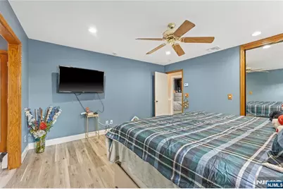 9 Chalen Court, Pompton Lakes, NJ 07442 - Photo 13