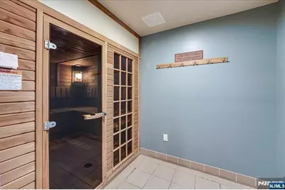 15 Freedom Way 412 #412, Jersey City, NJ 07305 - Photo 27