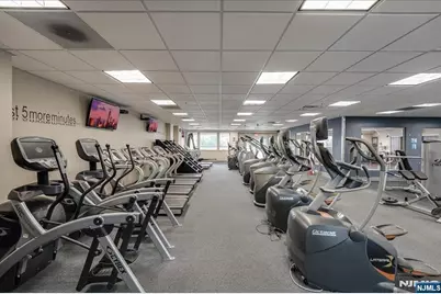 15 Freedom Way 412 #412, Jersey City, NJ 07305 - Photo 25