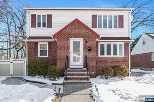 30 Marion Ave, Rochelle Park Township, NJ 07662 - Photo 3