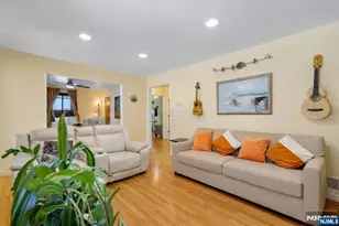 30 Marion Ave, Rochelle Park Township, NJ 07662 - Photo 11