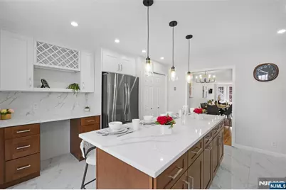 24 Van Pelt Place C #C, Little Falls Township, NJ 07424 - Photo 11