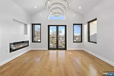 482 Kennedy Boulevard 2 #2, Bayonne, NJ 07002 - Photo 5