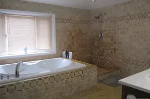 209 Tremont Ave, Fort Lee, NJ 07024 - Photo 9