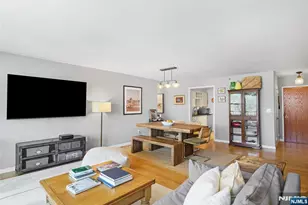 300 Main Street 413, Little Falls Township, NJ 07424 - Photo 11