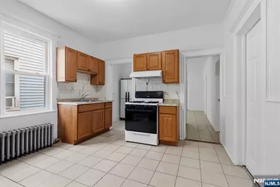 315 18th Street 2 #2, Paterson, NJ 07524 - Photo 7