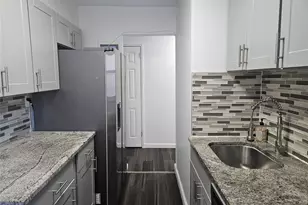 2195 N Central Road 1D, Fort Lee, NJ 07024 - Photo 5