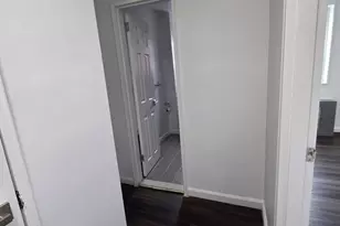 2195 N Central Road 1D, Fort Lee, NJ 07024 - Photo 13