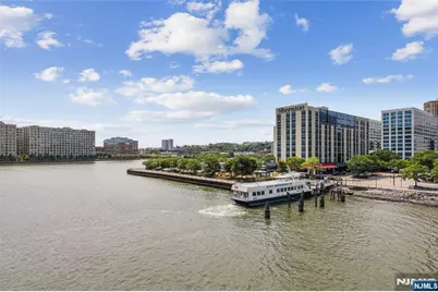 600 Harbor Boulevard 926 #926, Weehawken, NJ 07086 - Photo 17