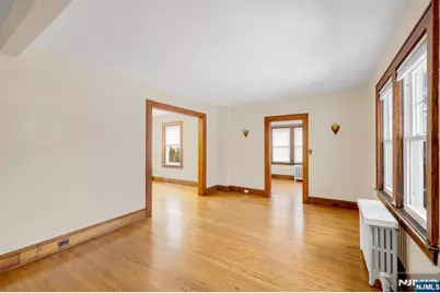 145 Cleveland Avenue, Hasbrouck Heights, NJ 07604 - Photo 7