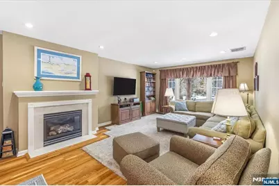 4 Lindeman Avenue, Closter, NJ 07624 - Photo 11