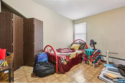 211 Newark Avenue, Bloomfield, NJ 07003 - Photo 27