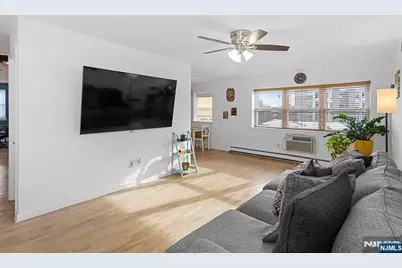 25 River Road B11 #B11, Nutley, NJ 07110 - Photo 3