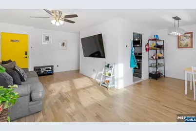 25 River Road B11 #B11, Nutley, NJ 07110 - Photo 5