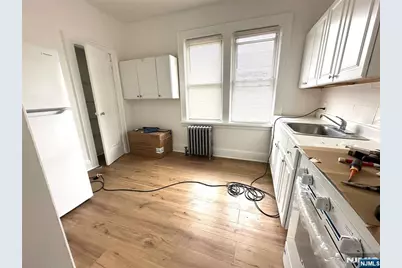 257 Roff Avenue 4 #4, Palisades Park, NJ 07650 - Photo 7