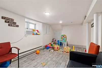2008 41st Street, North Bergen, NJ 07047 - Photo 15