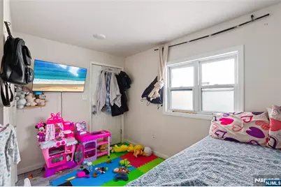 2008 41st Street, North Bergen, NJ 07047 - Photo 9