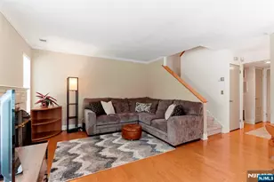 85 Encampment Dr, Bedminster Township, NJ 07921 - Photo 7