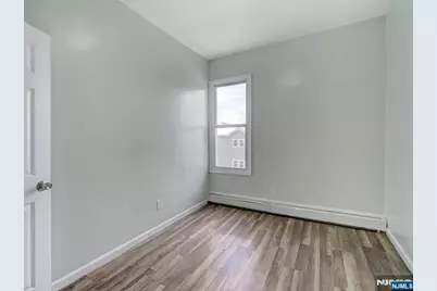 45 N 14th Street 8 #8, East Orange, NJ 07017 - Photo 5