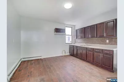 45 N 14th Street 8 #8, East Orange, NJ 07017 - Photo 7