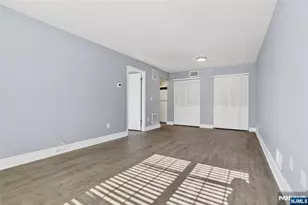 1314 Persimmon Ct, Mahwah, NJ 07430 - Photo 5