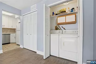 1314 Persimmon Ct, Mahwah, NJ 07430 - Photo 15