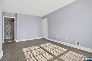 1314 Persimmon Ct, Mahwah, NJ 07430 - Photo 13