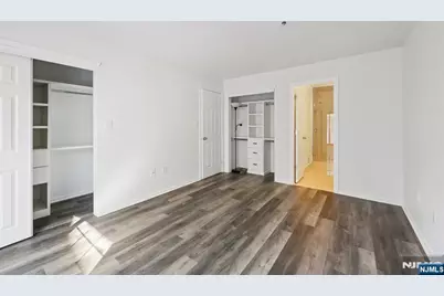 246 Matthews Drive 246 #246, Newark, NJ 07103 - Photo 25