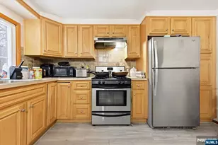 42 Bergen Blvd, Woodland Park, NJ 07424 - Photo 3