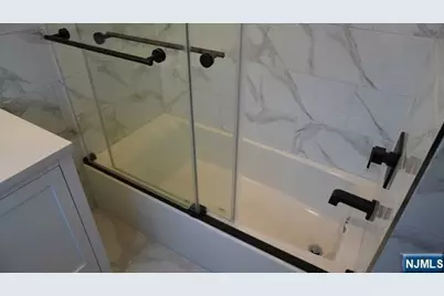 170 Washington Avenue B #B, Fort Lee, NJ 07024 - Photo 9