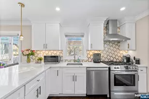 112 Garibaldi Ave, Lodi, NJ 07644 - Photo 11