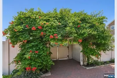 100 Grand Cove Way 3A #3A, Edgewater, NJ 07020 - Photo 29