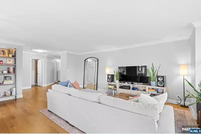 100 Grand Cove Way 3A #3A, Edgewater, NJ 07020 - Photo 3