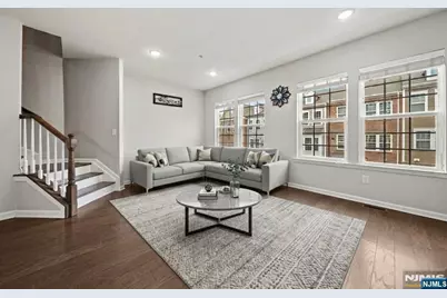 129 Truman Drive, Wood Ridge, NJ 07075 - Photo 11