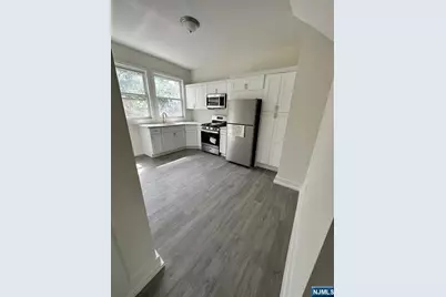 466 Conover Terrace, Orange, NJ 07050 - Photo 3