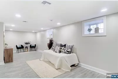 495 Clinton Street, East Orange, NJ 07018 - Photo 9