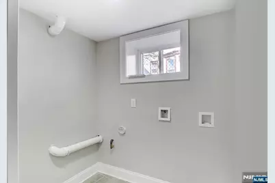 495 Clinton Street, East Orange, NJ 07018 - Photo 11