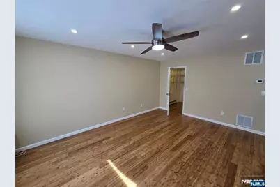 192 Hackensack Street E #E, East Rutherford, NJ 07073 - Photo 15